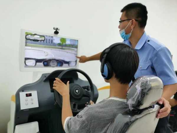小车驾照模拟考试-小车驾驶证模拟考试